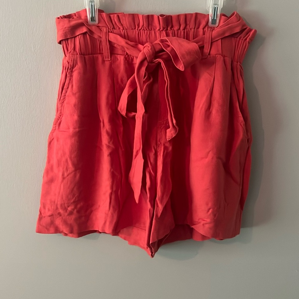 Orange American Eagle flowy shorts